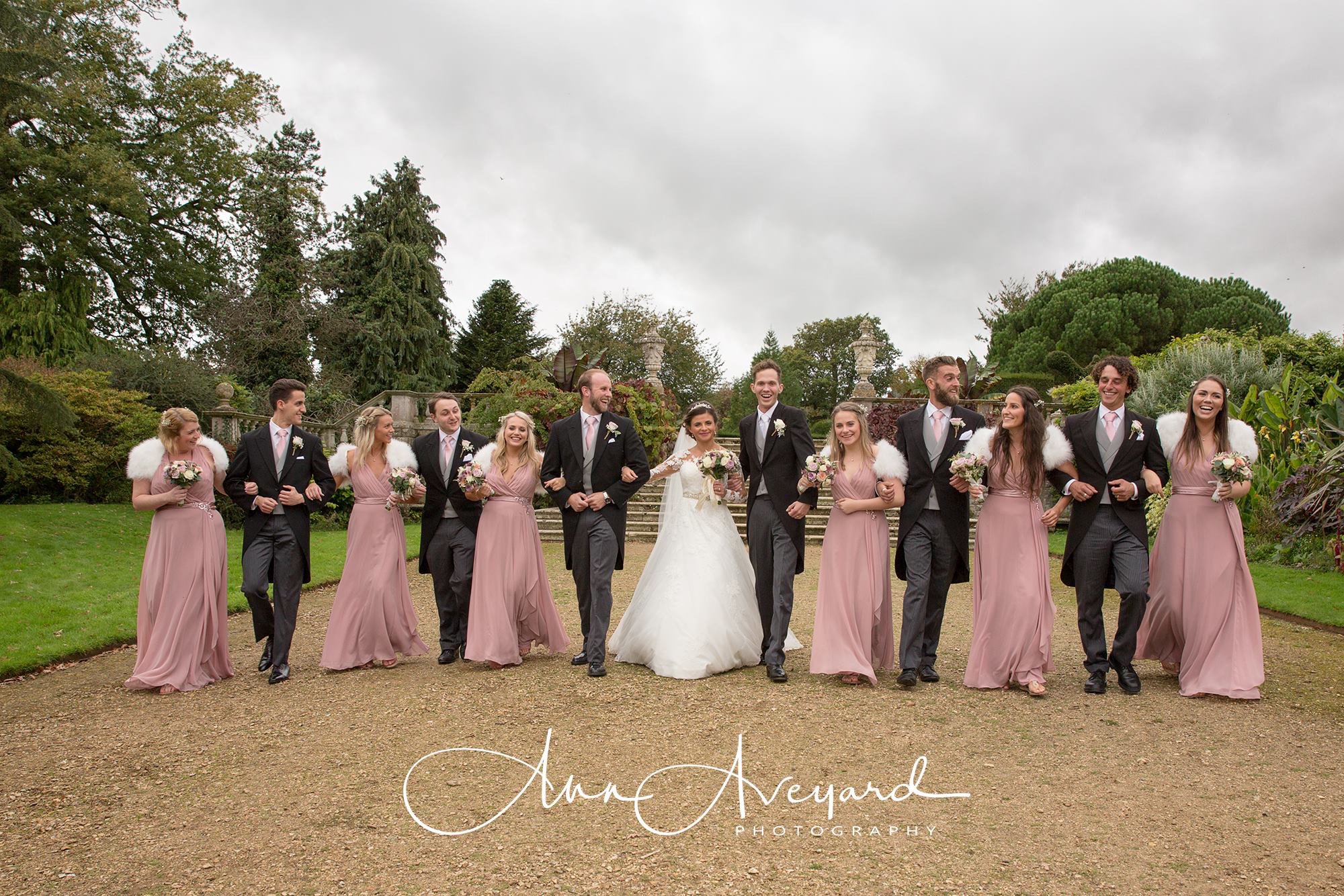 AnnAveyard's profile banner image