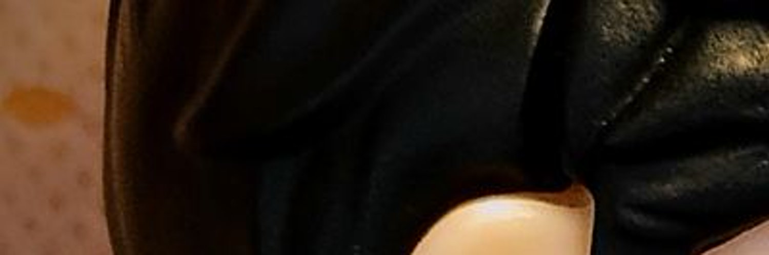 screddie's profile banner image
