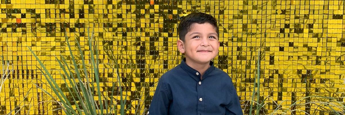 es_riestra's profile banner image