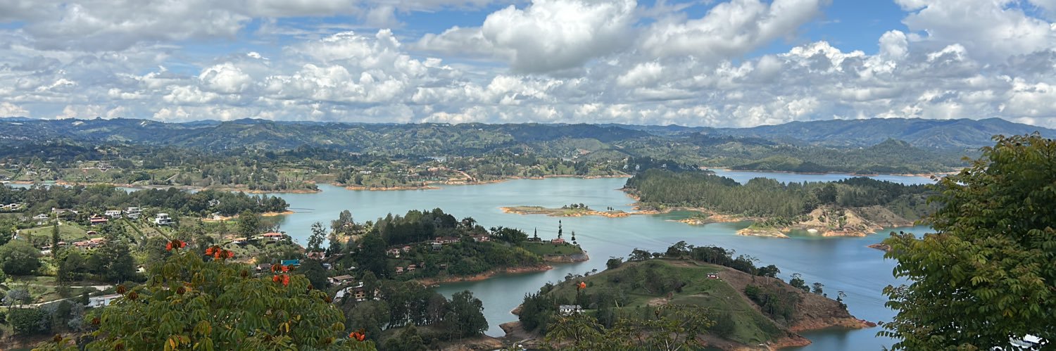 Mariana3Ramirez's profile banner image
