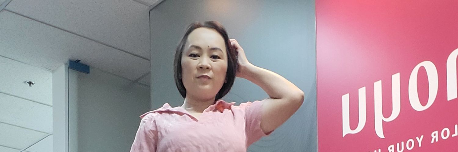 Nicloe2's profile banner image
