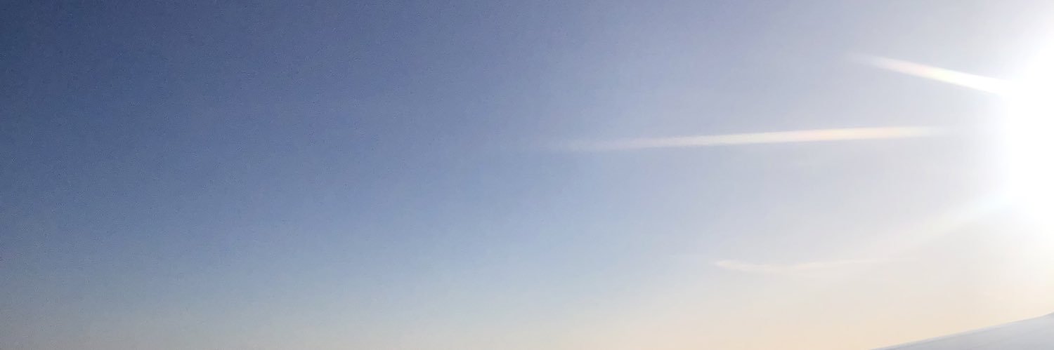 arirowe24's profile banner image