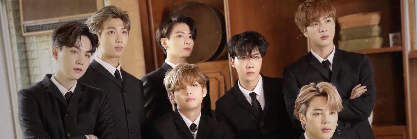 Lovee_Hobi's profile banner image
