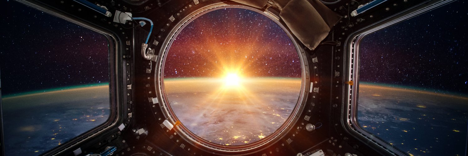 Emily Higgins (🚀, 🌕) banner