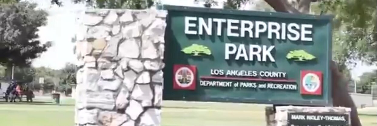 prettyassden's profile banner image