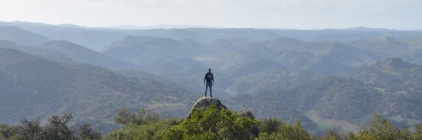 Emilio Martínez Profile Banner