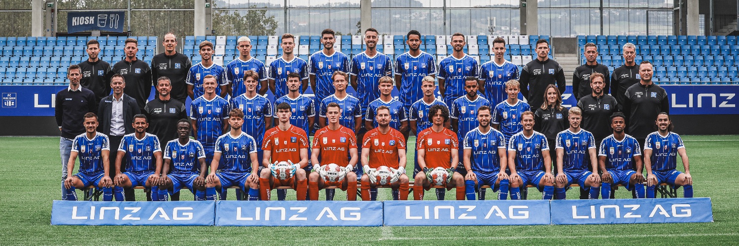 FC Blau-Weiß Linz banner
