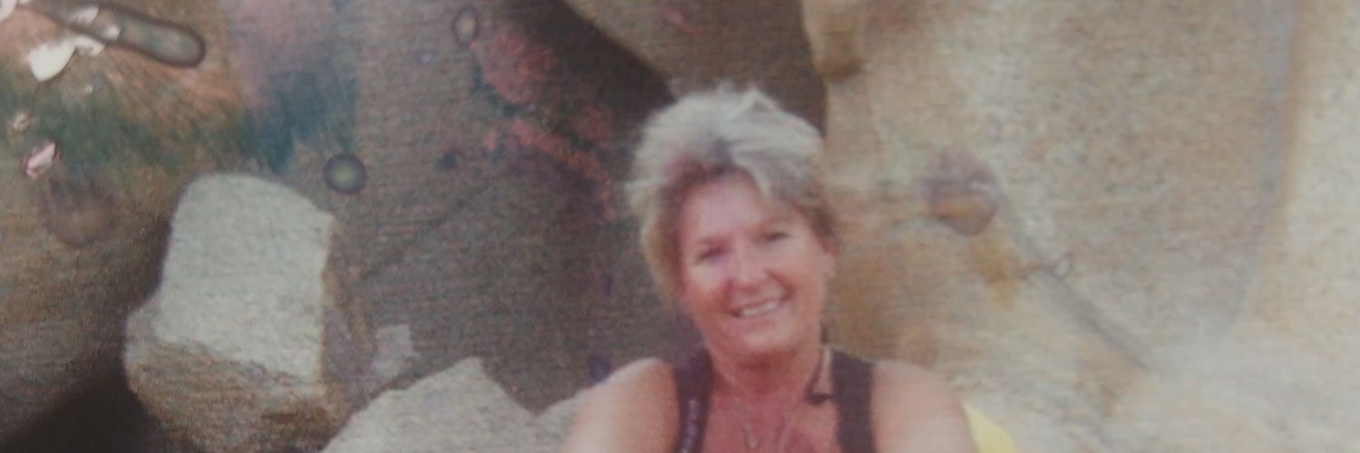 SusanSnooze1952's profile banner image