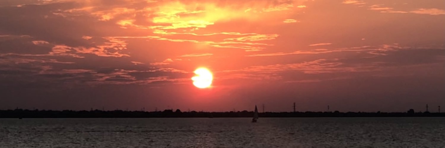 D_loe47's profile banner image