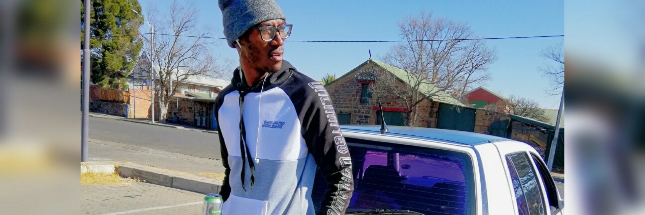 Given1_'s profile banner image