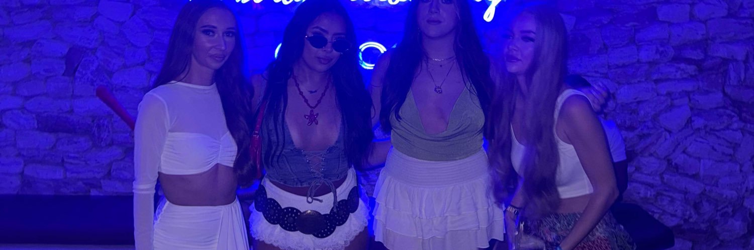 nicolecsx's profile banner image