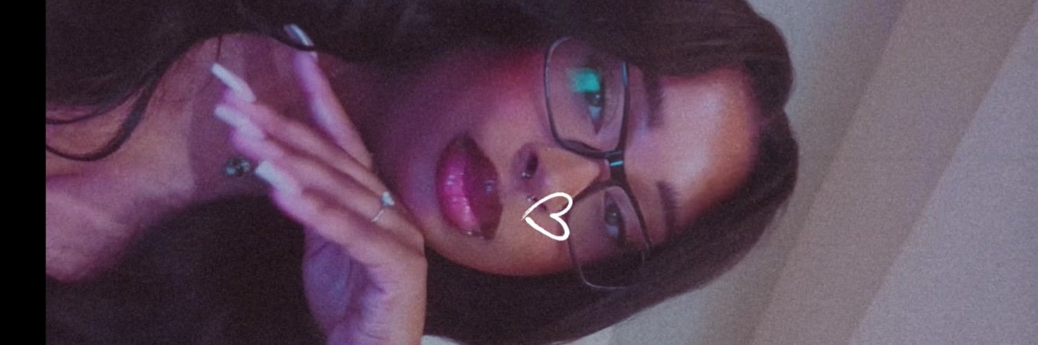 GuniyahsGuniyah's profile banner image