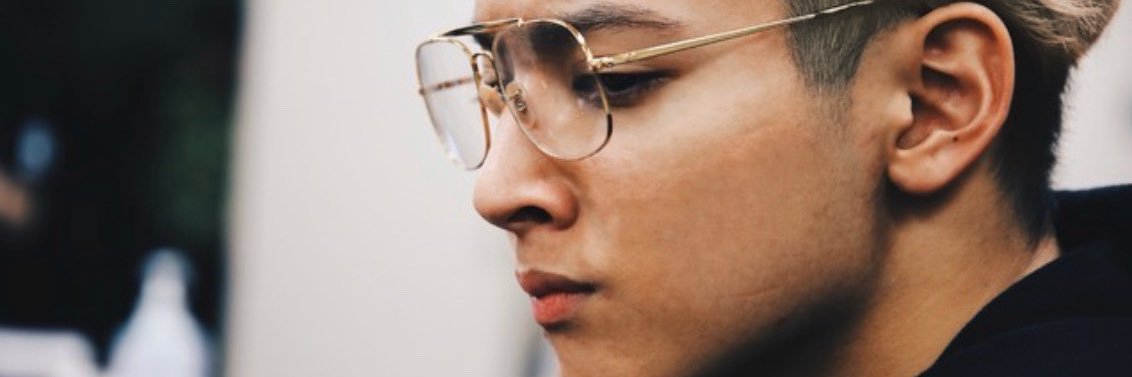 eglovem's profile banner image