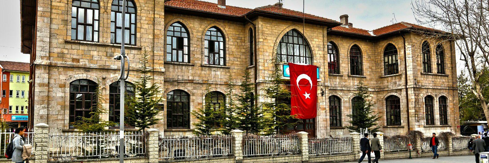 ErhanPelitoglu's profile banner image