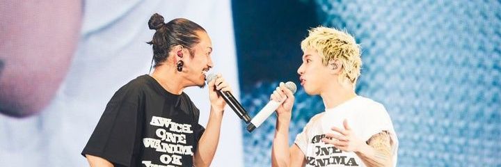 ★ka☺︎na★ banner