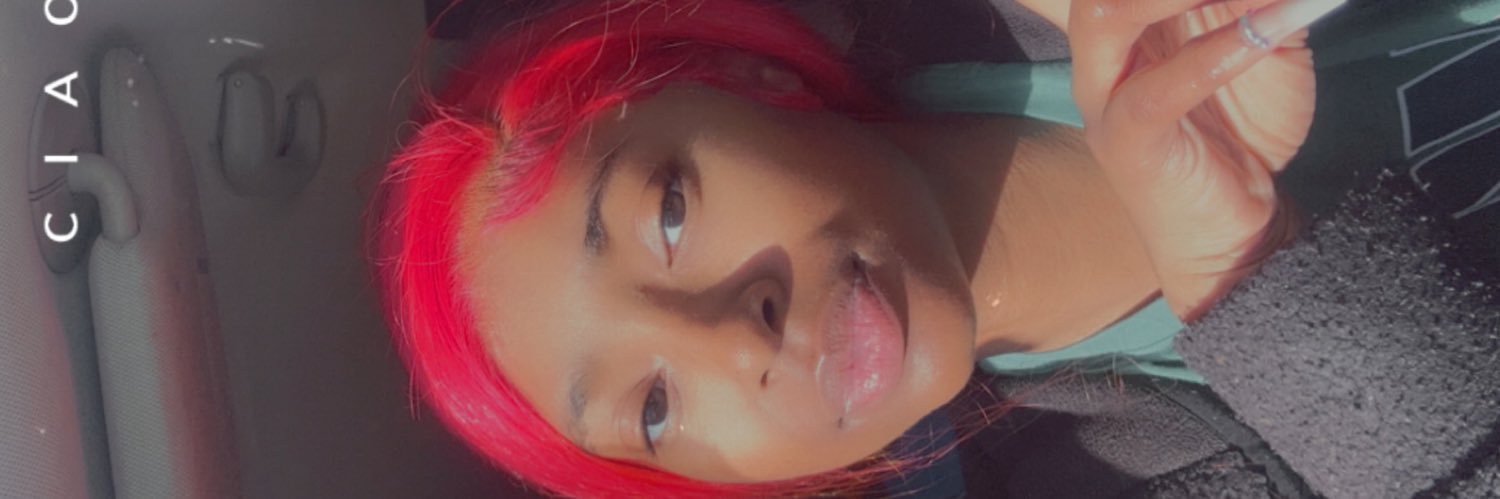 _queenroooo's profile banner image