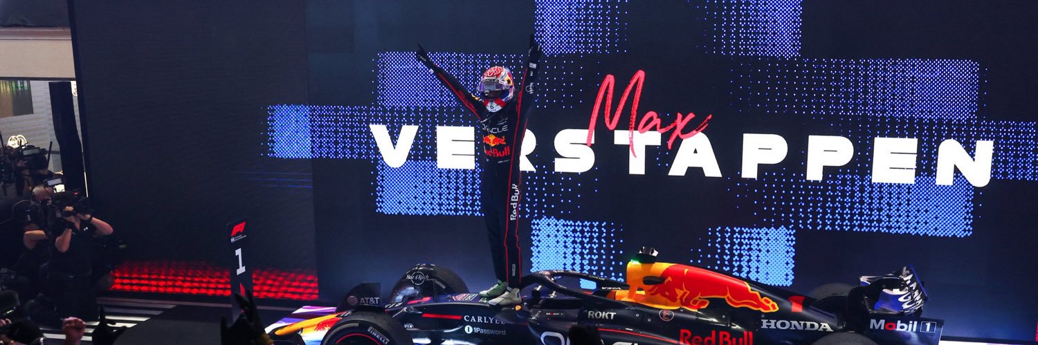 lezlyc33's profile banner image