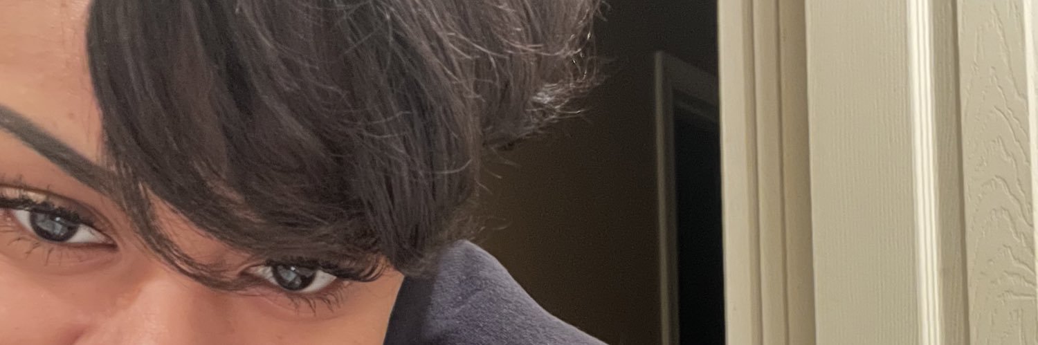 c_lashaee's profile banner image