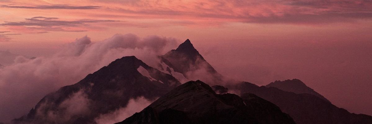 2dCentral's profile banner image