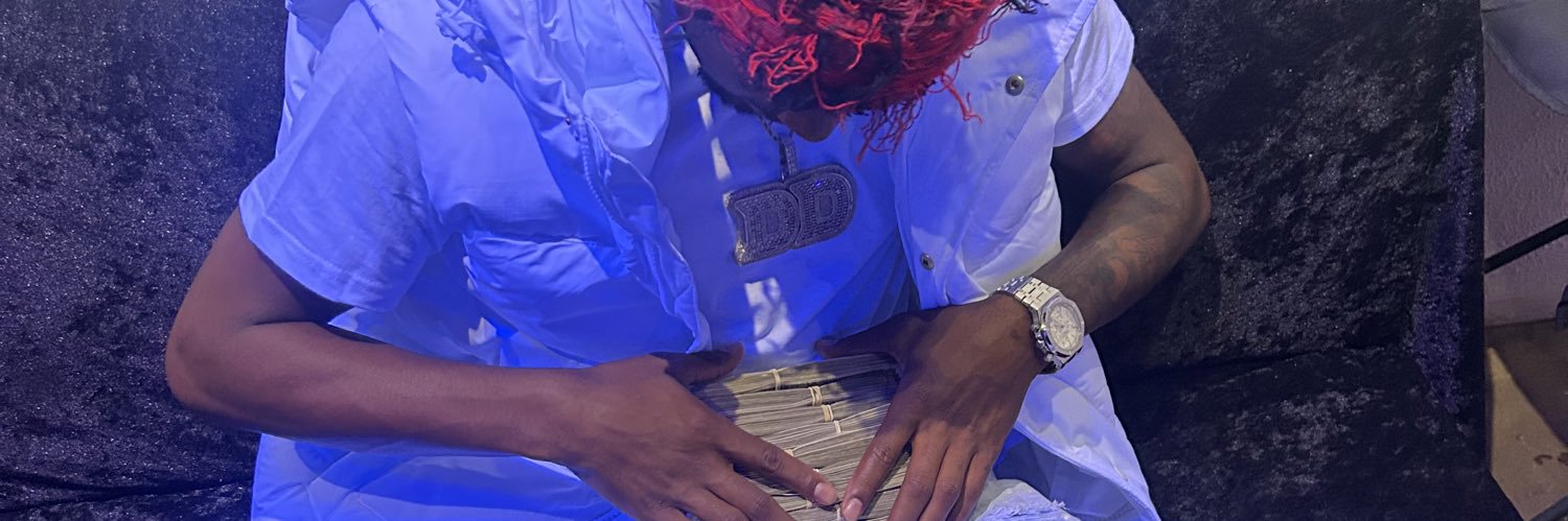 Dariushoward_'s profile banner image
