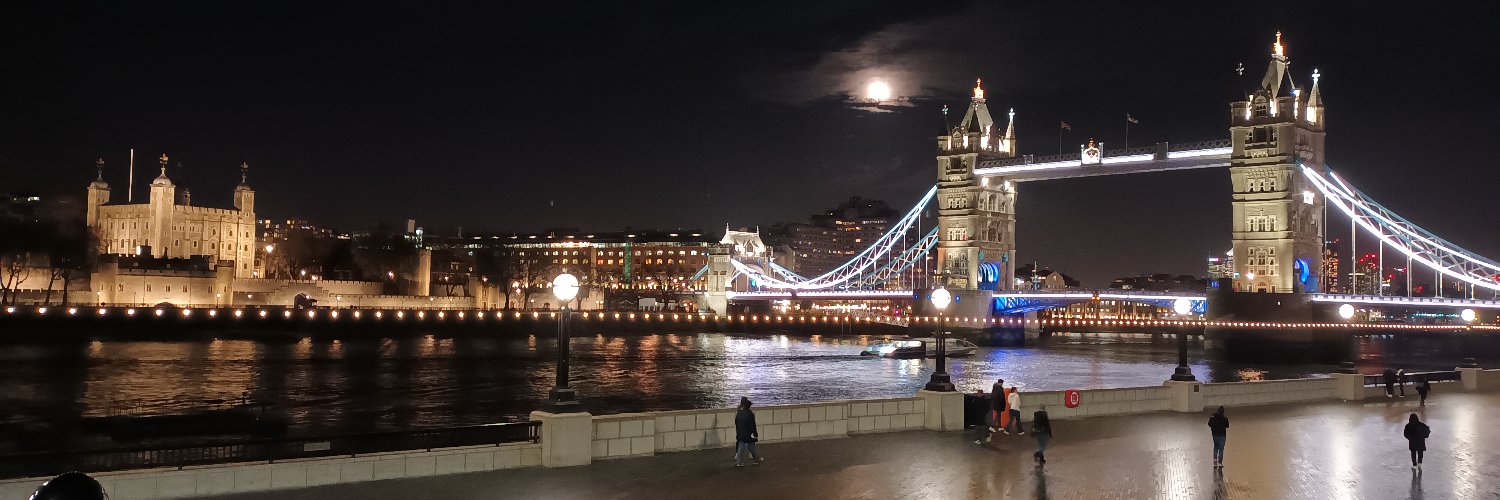 Simon Page™ banner