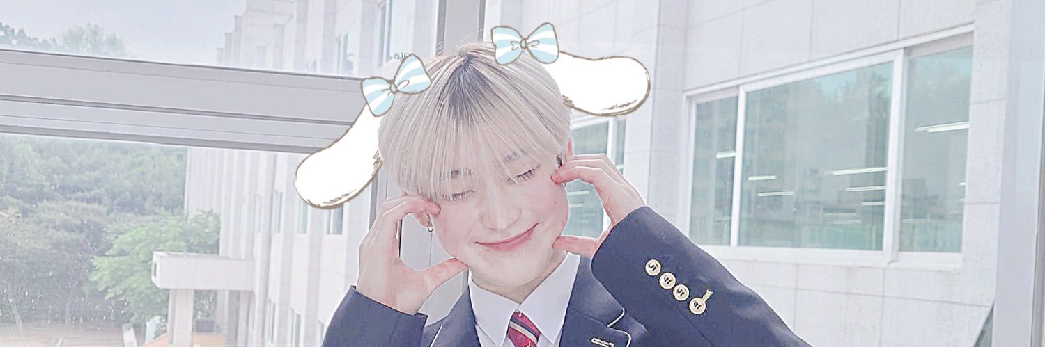peachizen's profile banner image