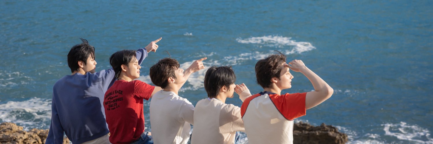 poohntw's profile banner image