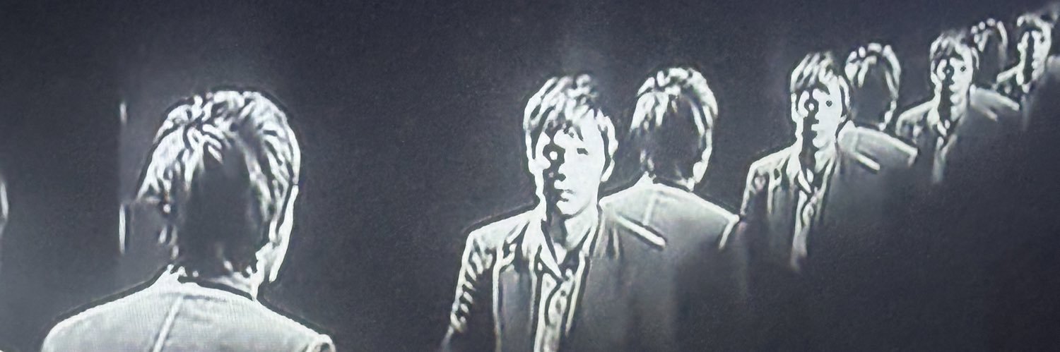 D ☉ N И I E's banner