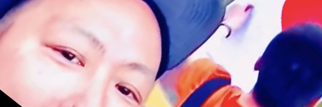y19222's profile banner image