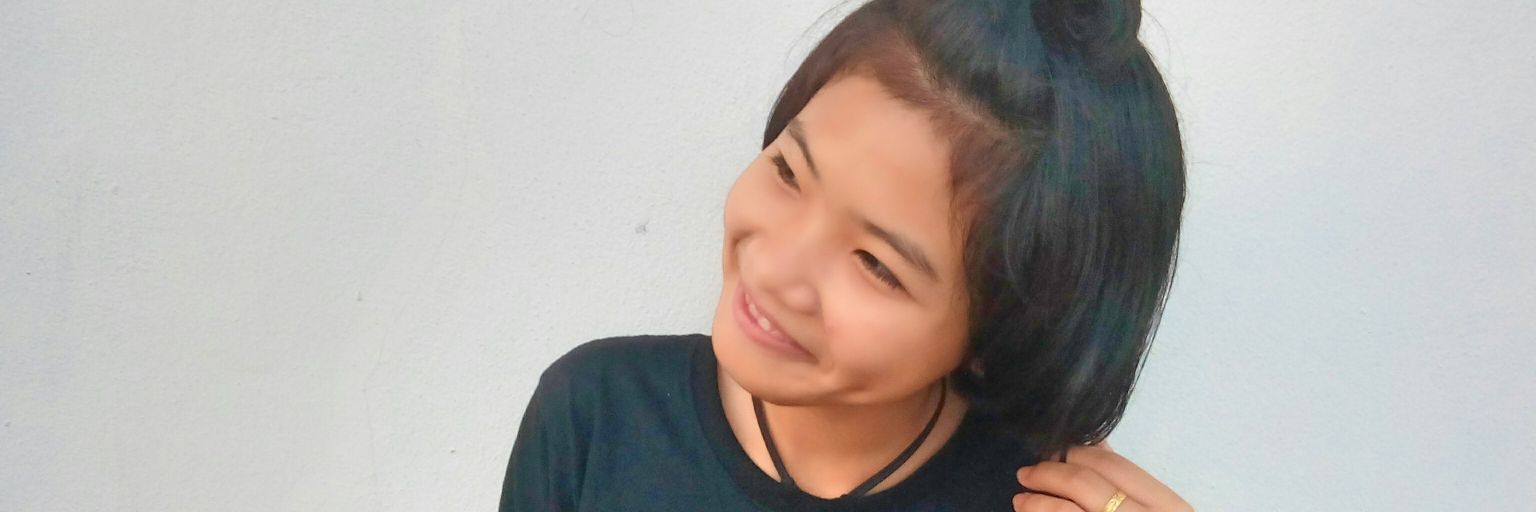 Praew_praw77's profile banner image