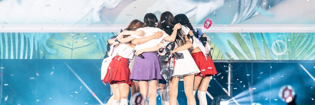 AD_LIB_MOMENT's profile banner image