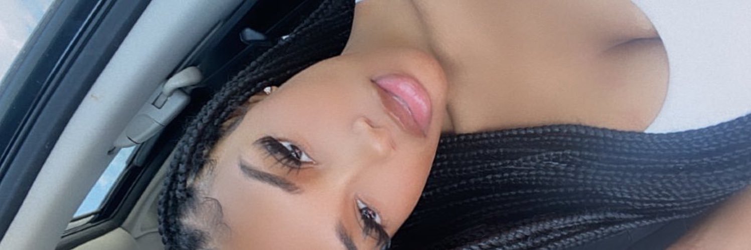 itsonlytiana's profile banner image