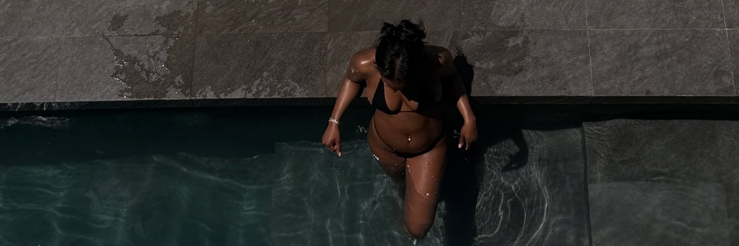 erickaah___'s profile banner image