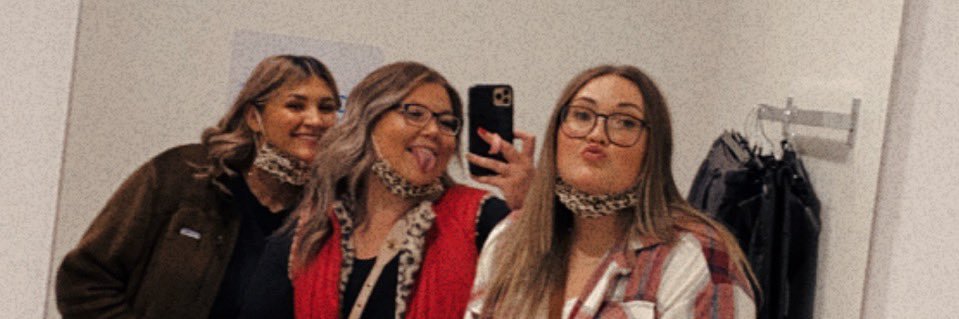 MarleeNicolee's profile banner image