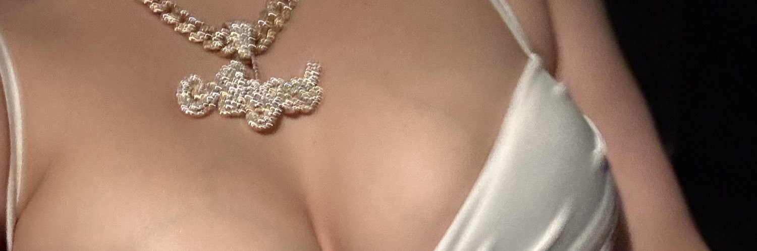 Angxlica17's profile banner image