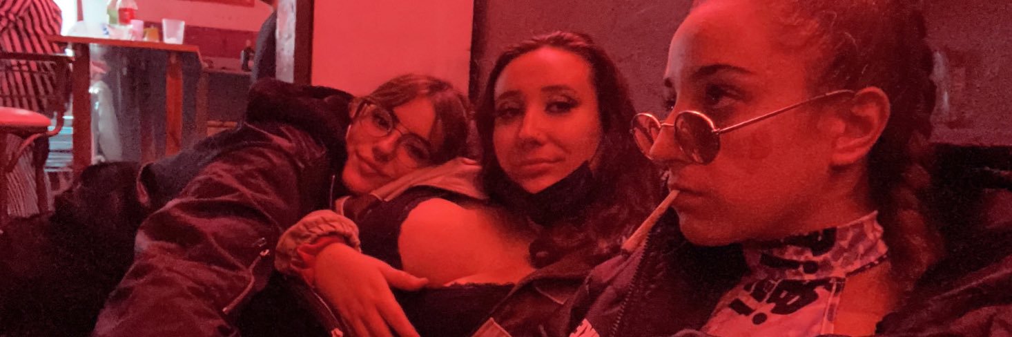 pausguez's profile banner image