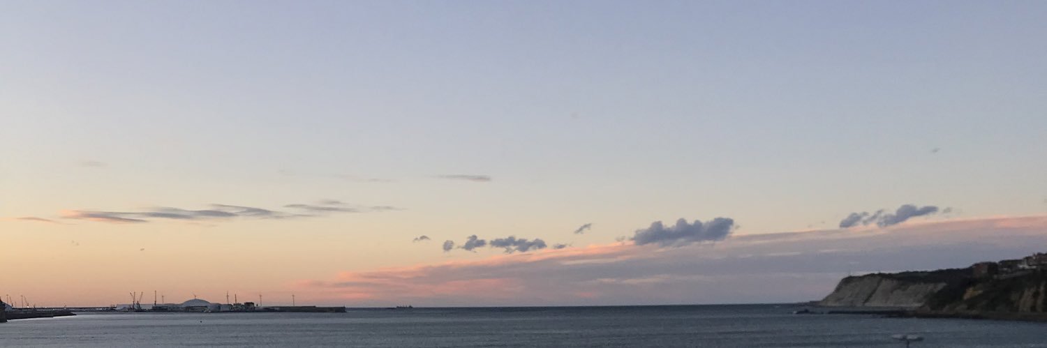 claudiaperedas's profile banner image