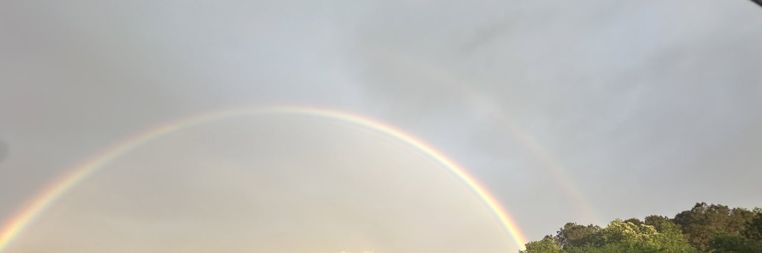 teniah_4's profile banner image
