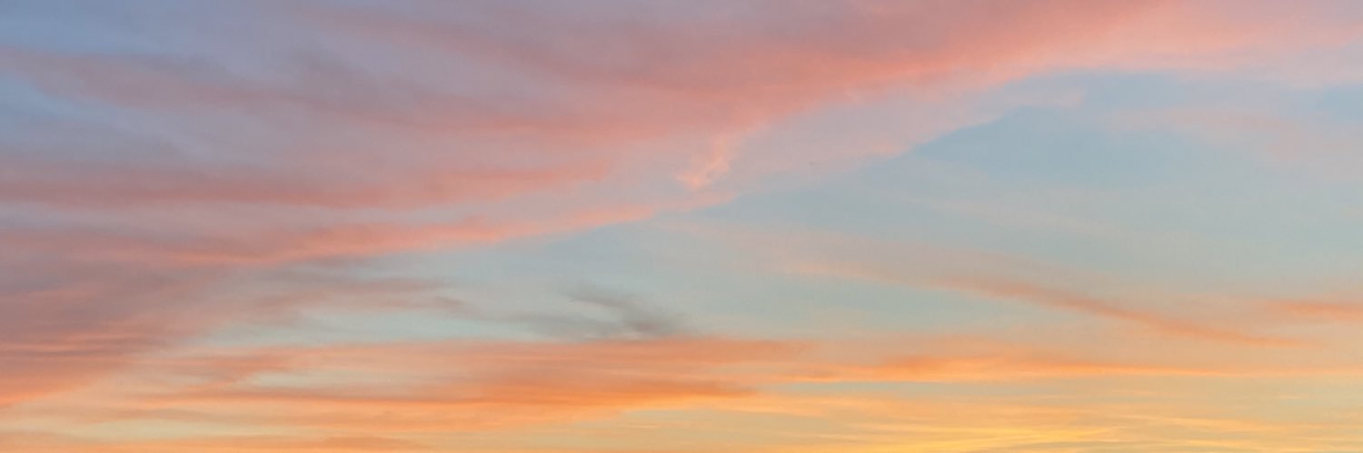 okelleyemma's profile banner image
