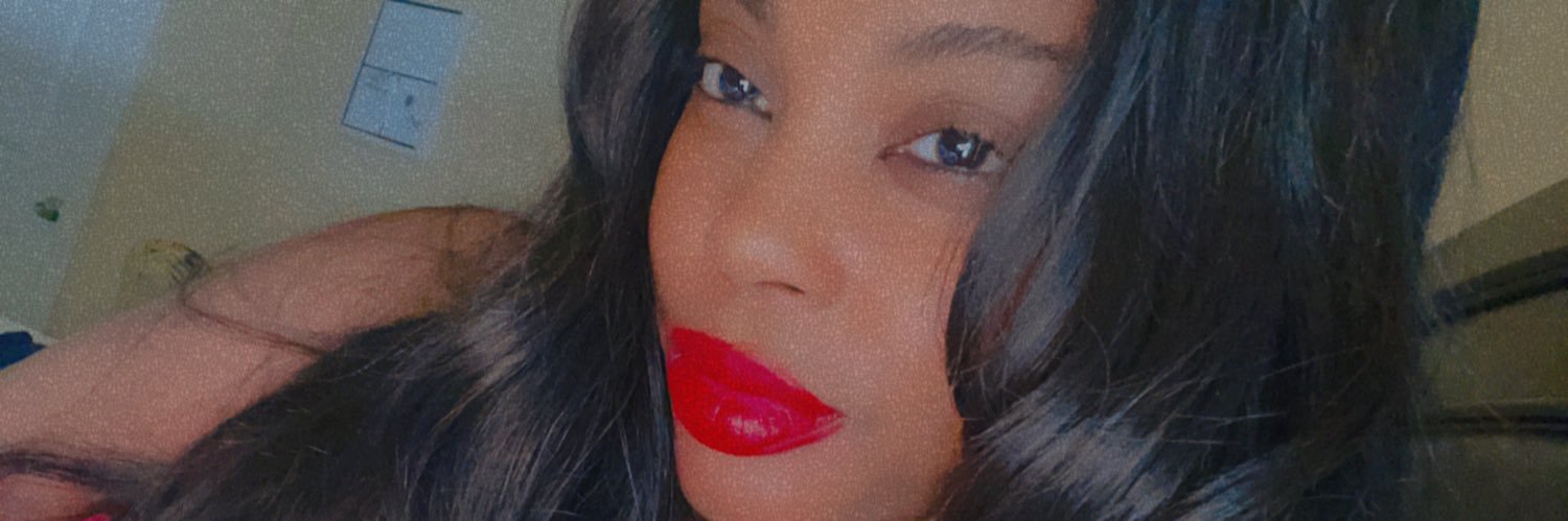 PrettyyInPinkkk's profile banner image