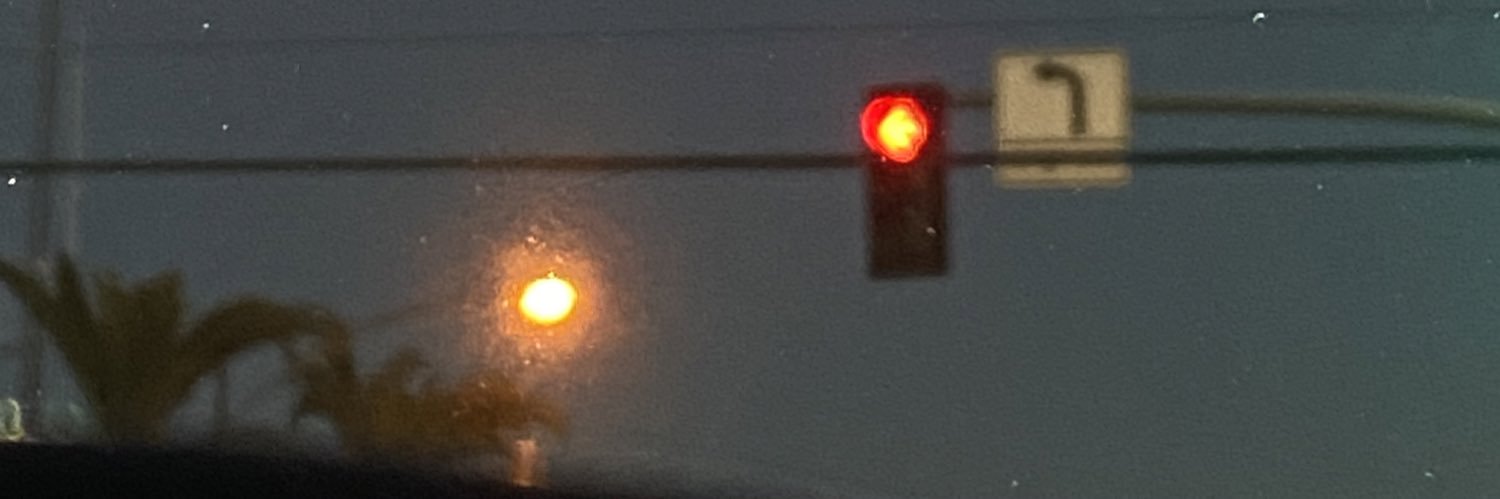 _erikak18's profile banner image