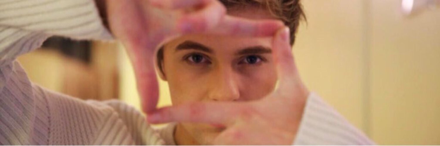 bromleyloser's profile banner image