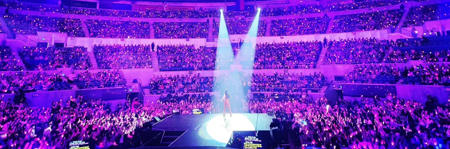 moontaengverse's profile banner image