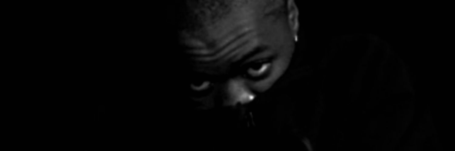 011combo_za's profile banner image