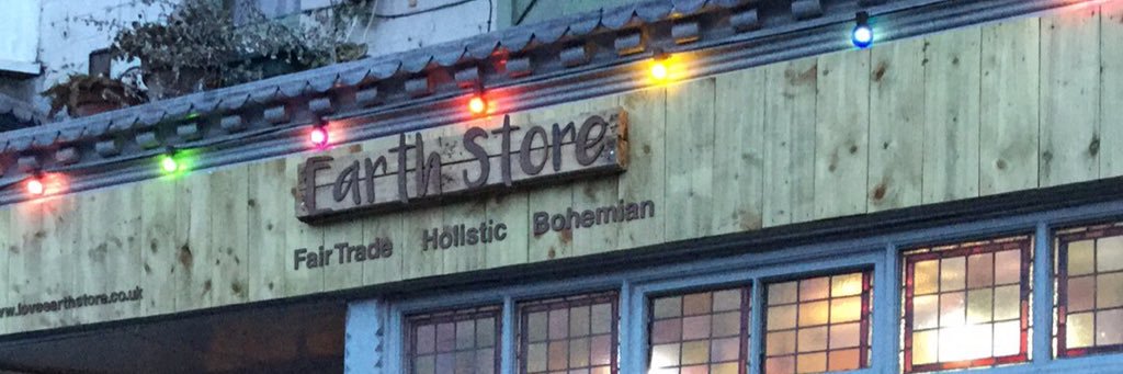 LoveEarthStore's profile banner image