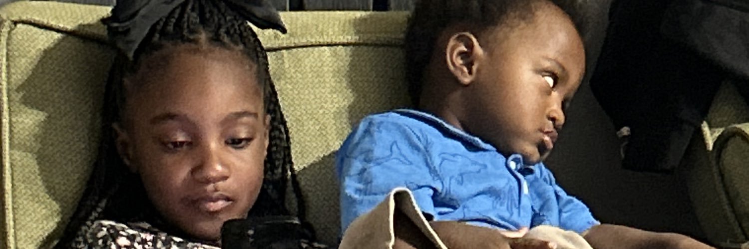 avasmomma_15's profile banner image