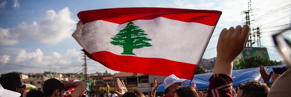 robertahelou's profile banner image