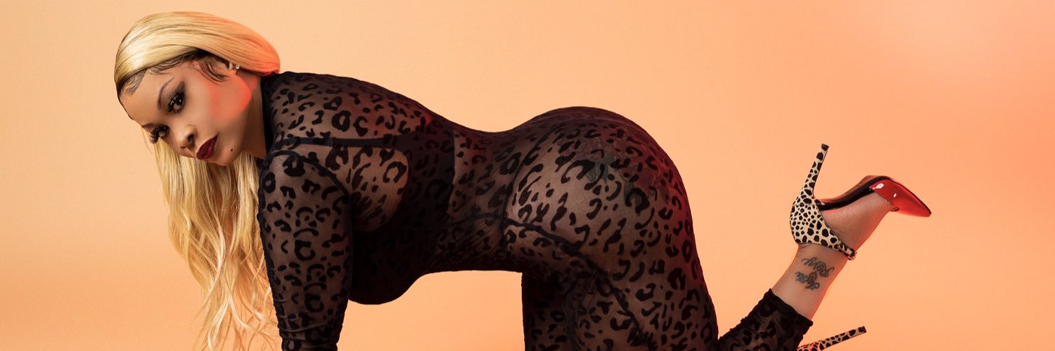 MARTINA WRIGHT banner