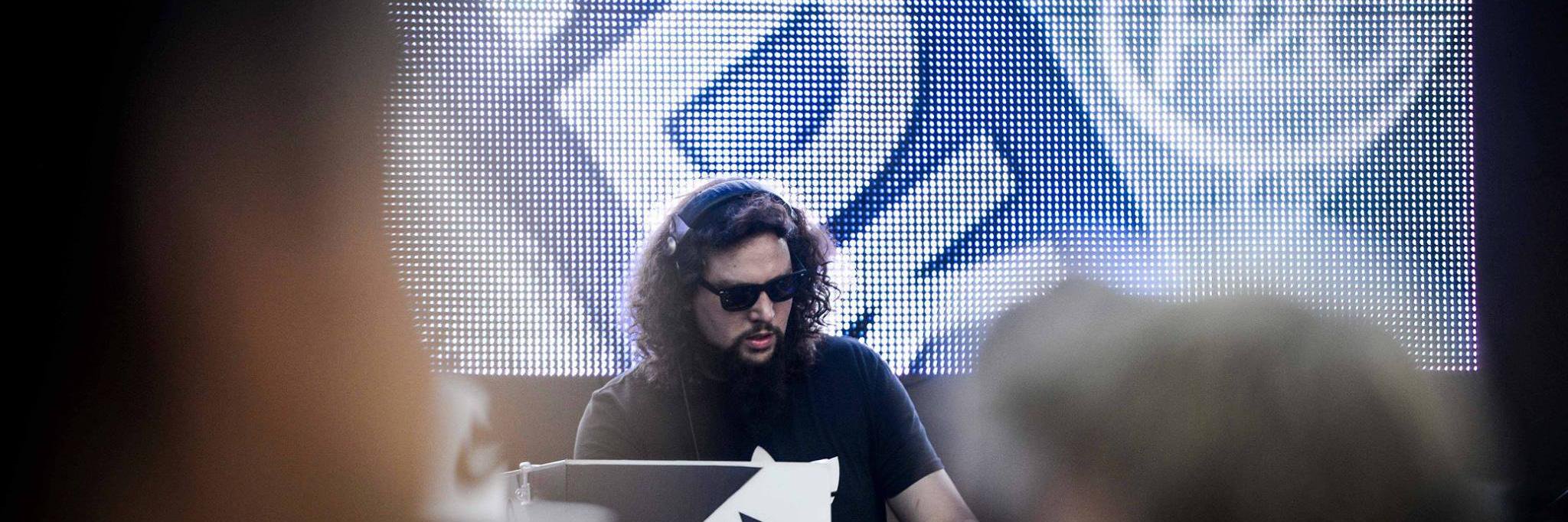 Nick Essential banner