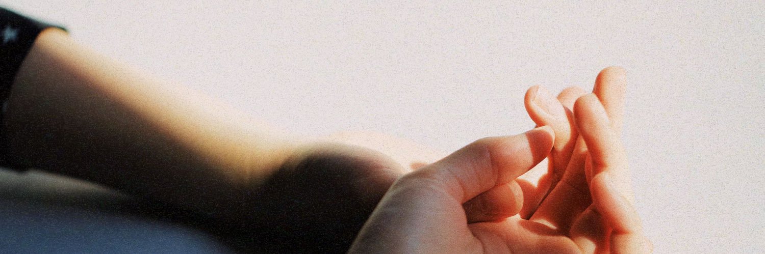 kikisshells's profile banner image